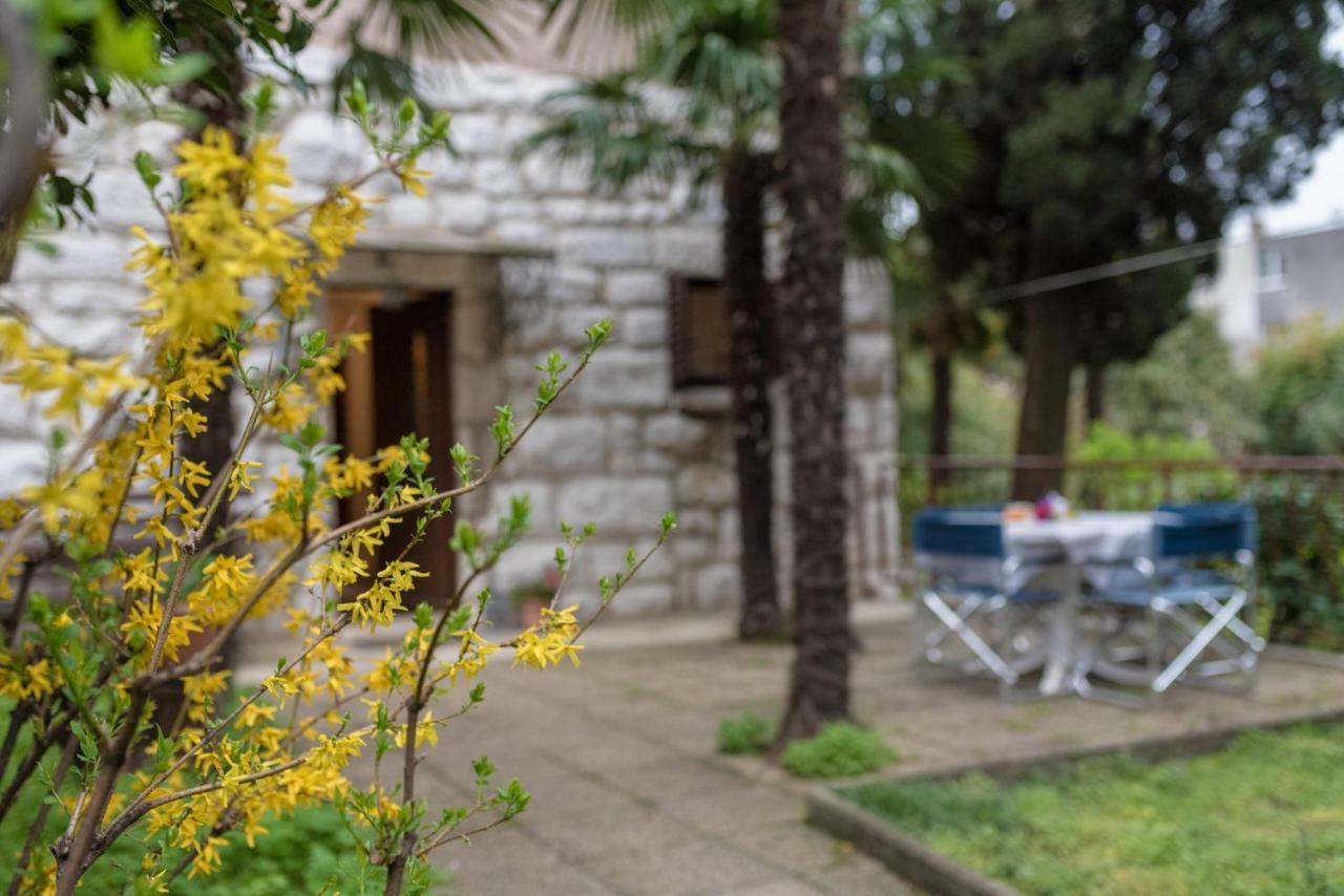 Apartment Urban Garden Rijeka Exteriör bild